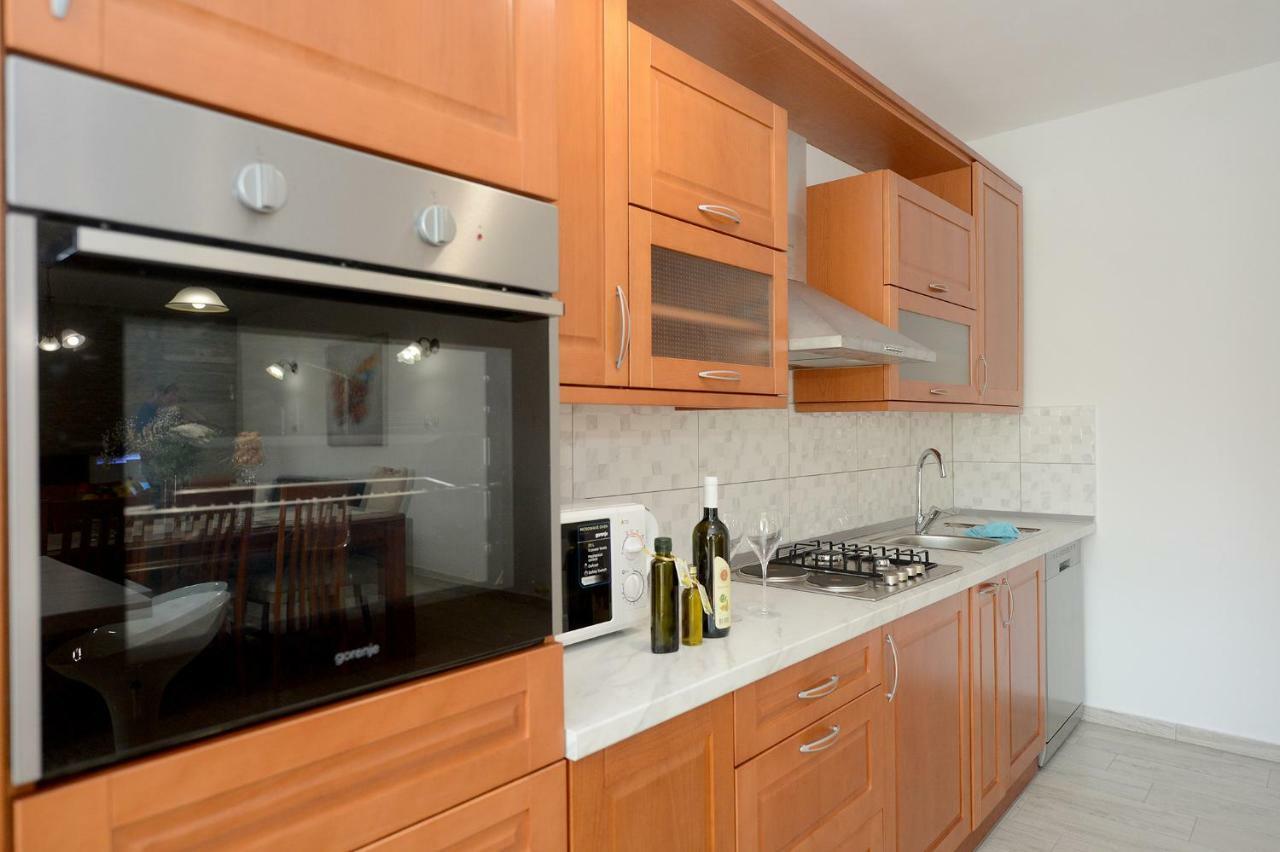 Adriana Apartment