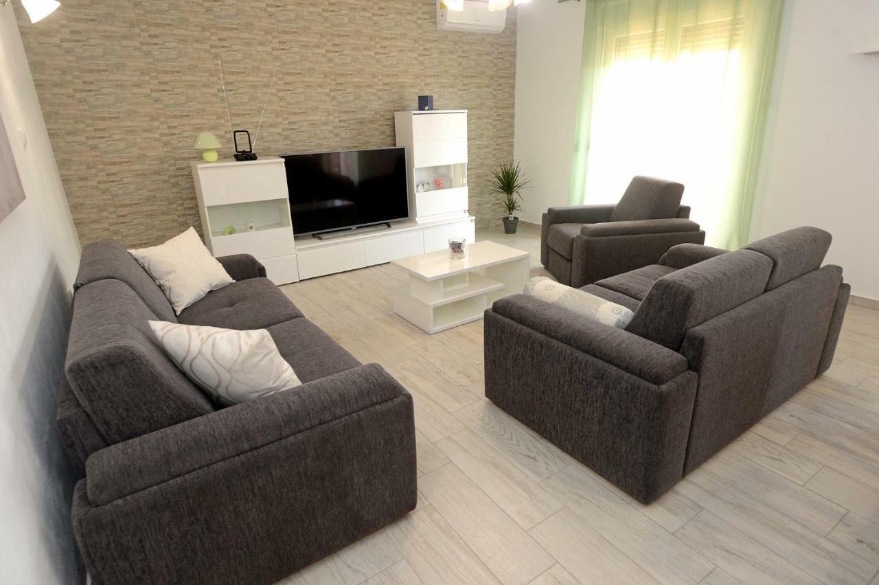 Apartment Adriana
